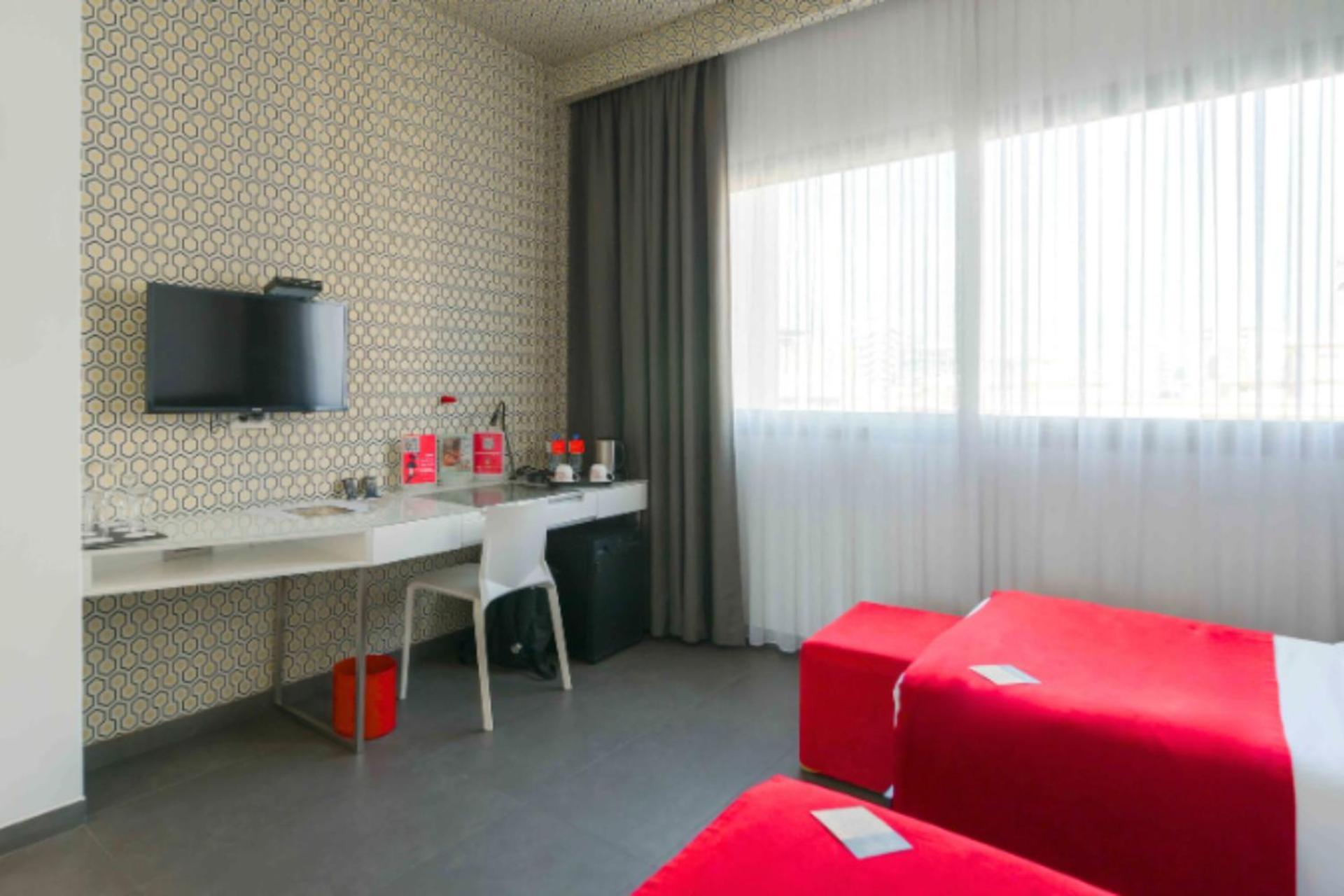 The Smallville Hotel 5*