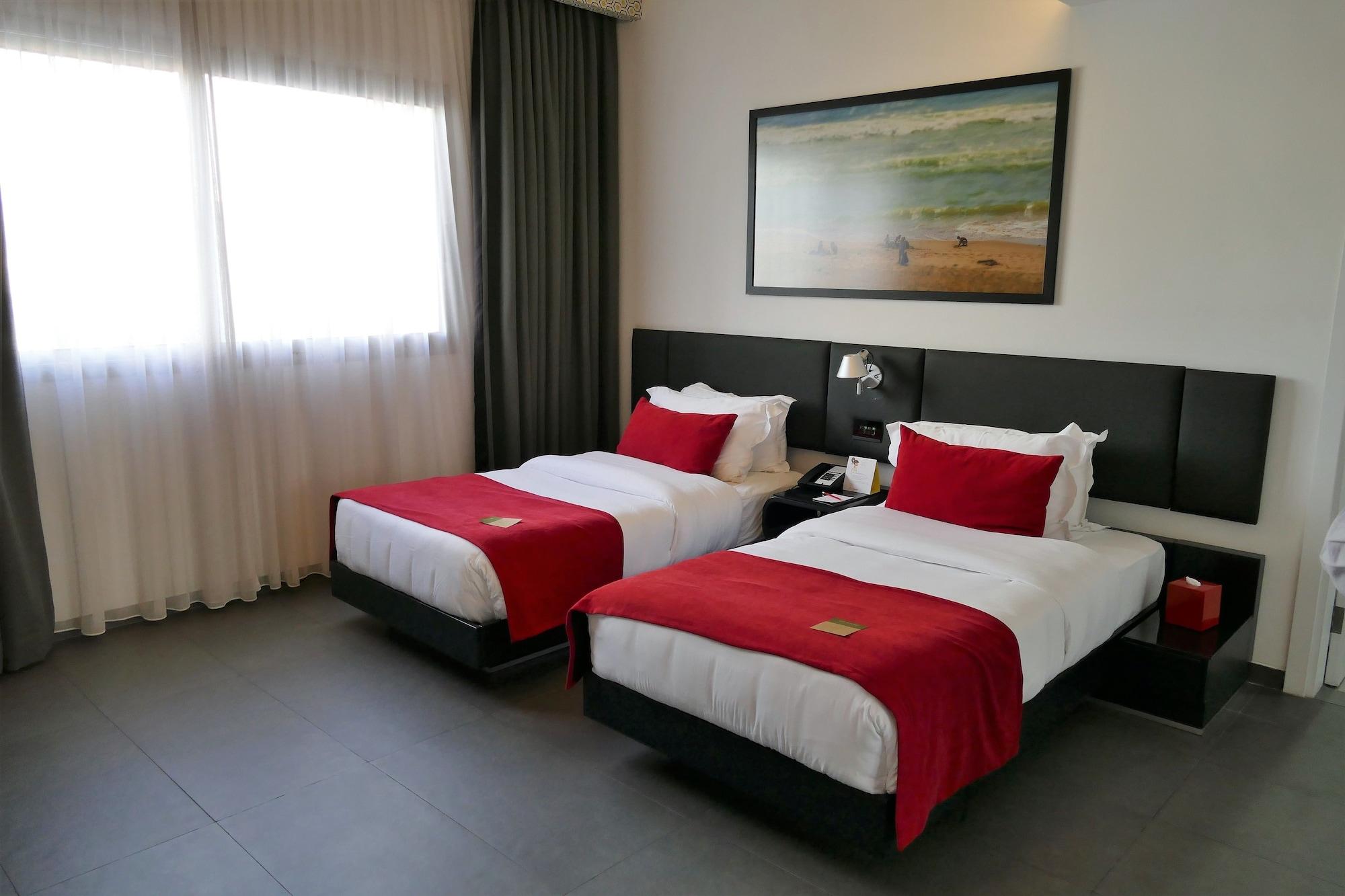 The Smallville 5* Beirute